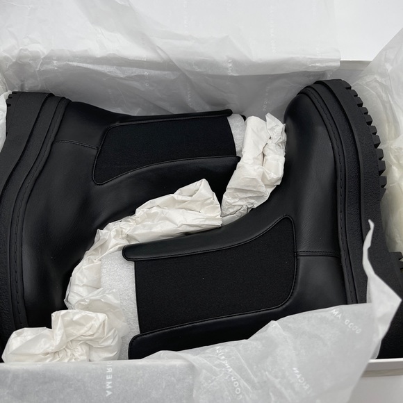 Good American Black Combat pull on platform Boots Size 11 Women’s NIB - Picture 2 of 14